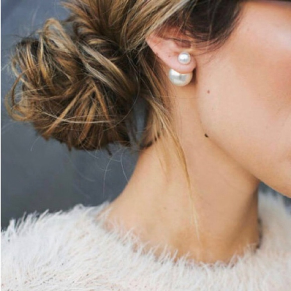 Double Pearl Stud Earrings